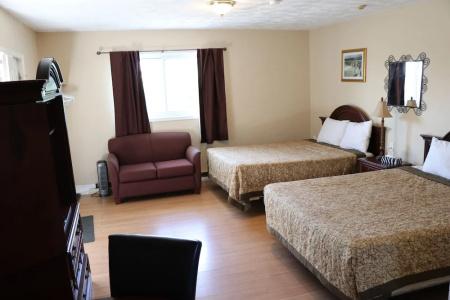 Falcon Inn - 126