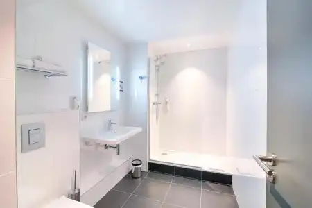 ibis Styles Lyon Confluence - 9