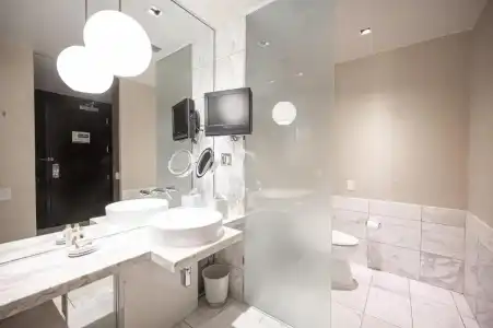 Beautiful Palms Place Suite - 451