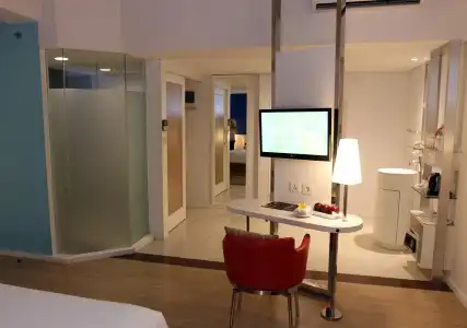 1O1 URBAN Jakarta Kelapa Gading - 5