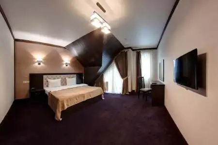 Karpatski & Spa - 3