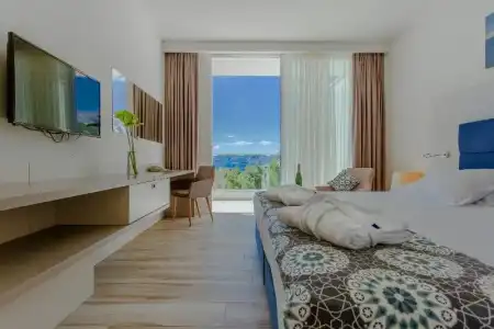 Romana Beach Apartments - 68
