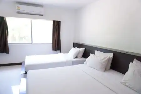 Sri Chumphon - 21