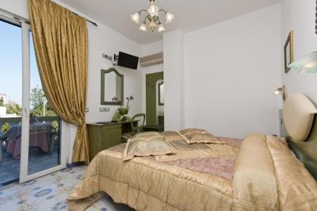 Giardino delle Ninfe e La Fenice - 111
