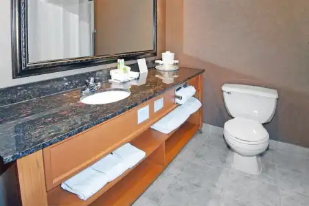 Holiday Inn Express & Suites Calgary S-Macleod Trail S by IHG - 37