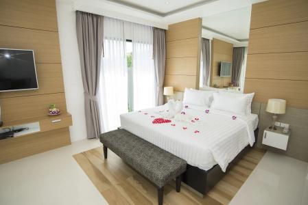 Pumeria Resort Phuket - 5