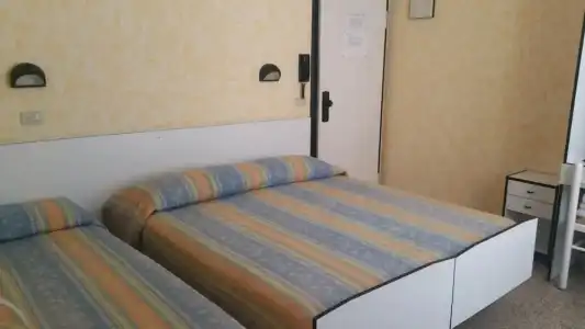 Oria Rivabella - 37