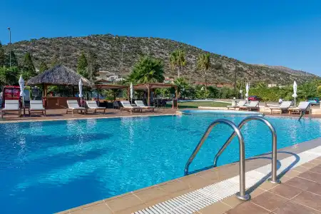 W Suites by Estia - 16