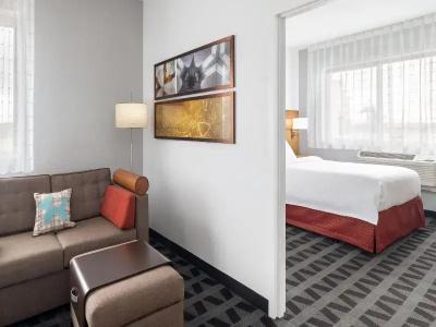 TownePlace Suites by Marriott Venice - 51