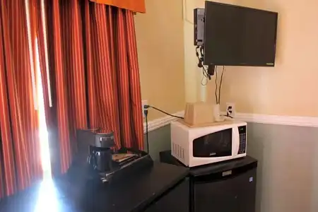 Paradise Inn & Suites - 27
