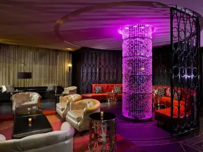 W Minneapolis - The Foshay - 11