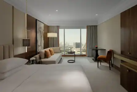 Grand Hyatt - 17