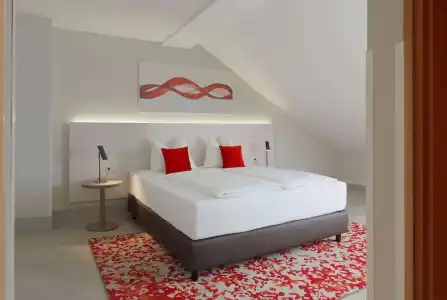 Ramada by Wyndham Dresden - 38