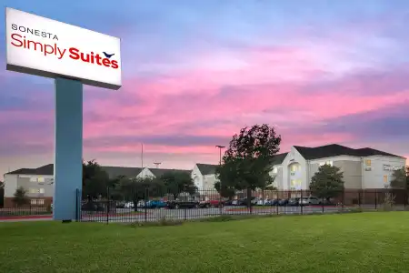 Sonesta Simply Suites Austin South - 23
