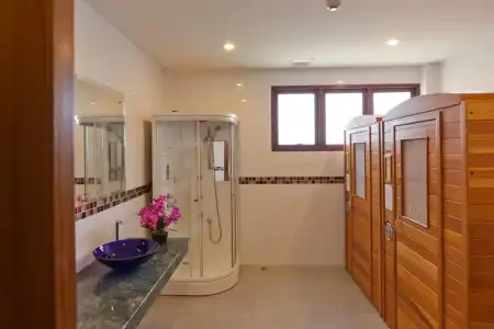 RK Riverside Resort And Spa - 4