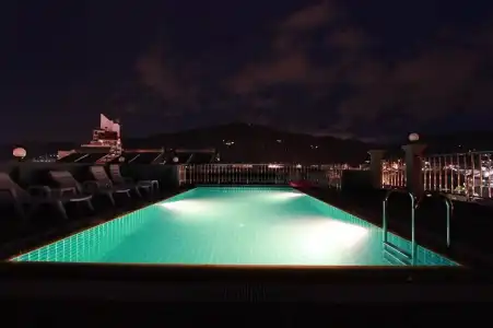 The Crystal Beach - 8