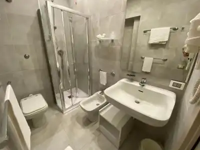 Mercure Cicolella - 22
