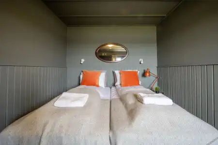 Riverfront Lodge - 0