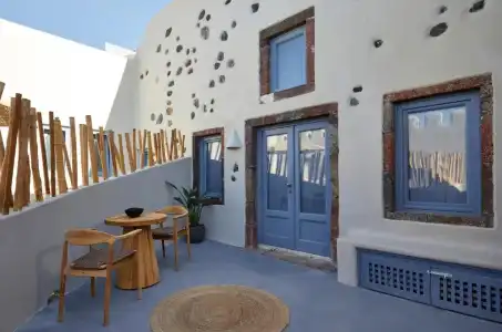 Luna Santorini Suites - 90