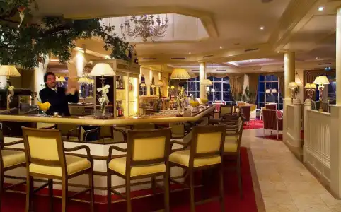 Majestic – Unique Spa Resort - 18