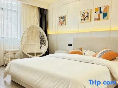 Longchen Holiday Inn (Shanghai Ruijin Hospital Yongjia Road Branch) - 64