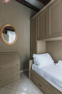 Palazzo Lion Morosini - Check in Presso Locanda Ai Santi Apostoli - 94