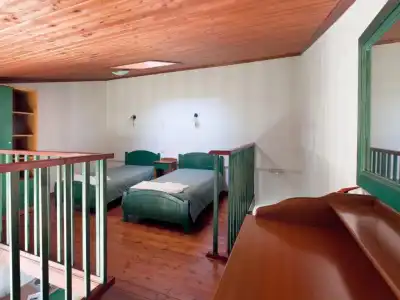 Rhoe Seaside Apartments - 11
