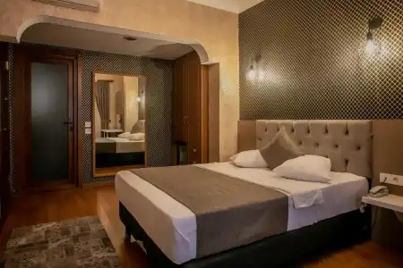 Pera Capitol - 74