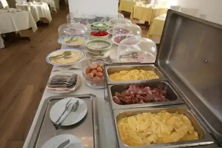 Excelsior Palace - 14