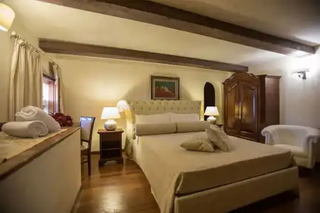 Castello Castriota Scanderbeg Suites De Charme - 37