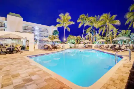 Boca Plaza - 28