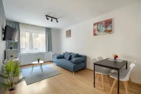Prince Apartments - 55