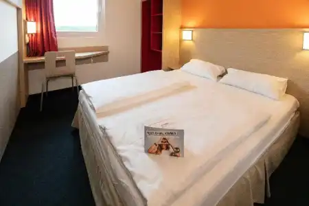 B&B Frankfurt-Airport - 57