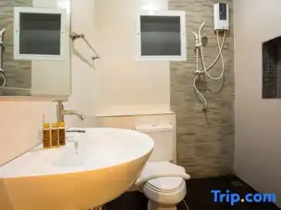 The Elegant Patong - 69