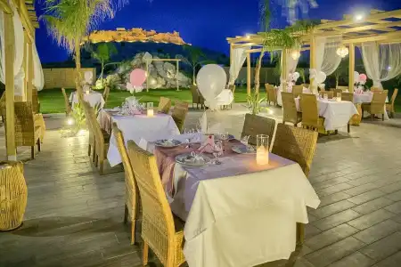 Alia suites and spa - 32