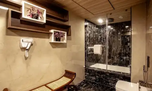 Royale Exotica - 23