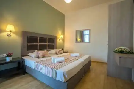 Alianthos Beach - 80
