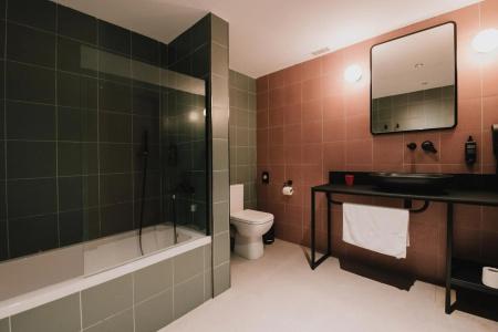 Ibis Styles ST Pauls Bay Malta - 10