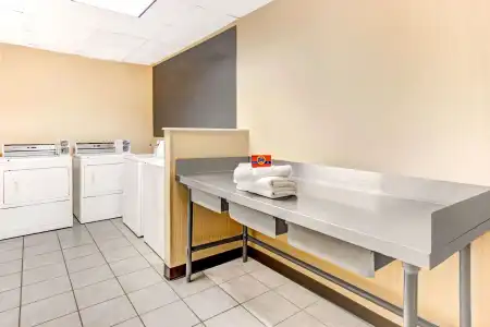 Ramada by Wyndham Murfreesboro - 14