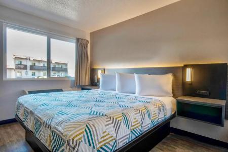 Motel 6 Santa Fe - 19