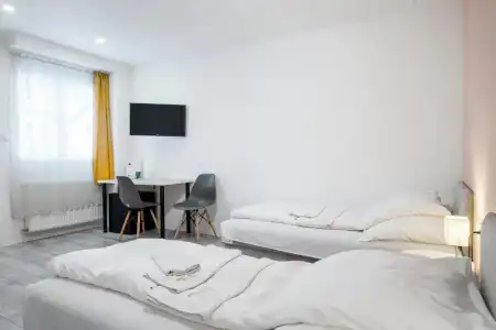 Chesscom Guesthouse - 29
