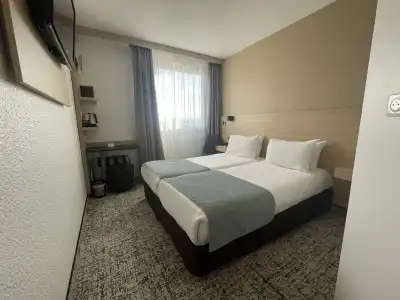 Sure by Best Western Bordeaux Lac - 49