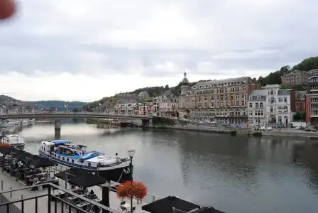 L'Inattendu sur la Croisette Dinant Centre - 40
