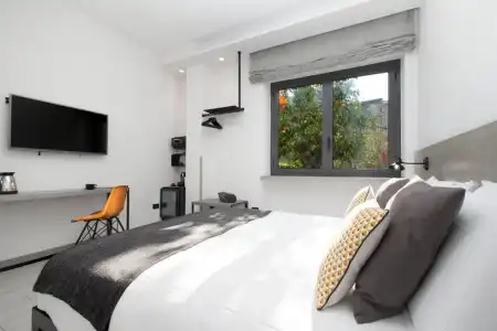 La Ferrovia Guest House - 14