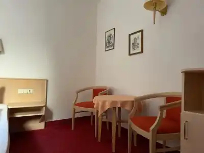 & Café Göller - 37