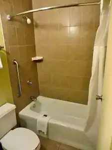 Days Inn by Wyndham Orlando Airport Florida Mall - 28