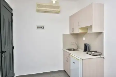 Milos Studios - 32