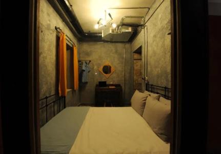 Role Street Hostel - 40