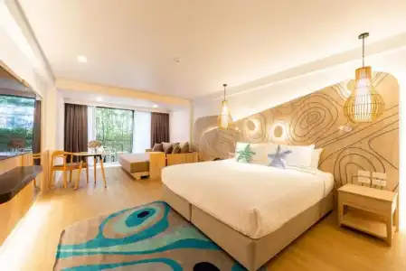LIV Phuket Patong Beachfront - 54
