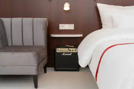 Ruby Leni Dusseldorf by IHG - 13